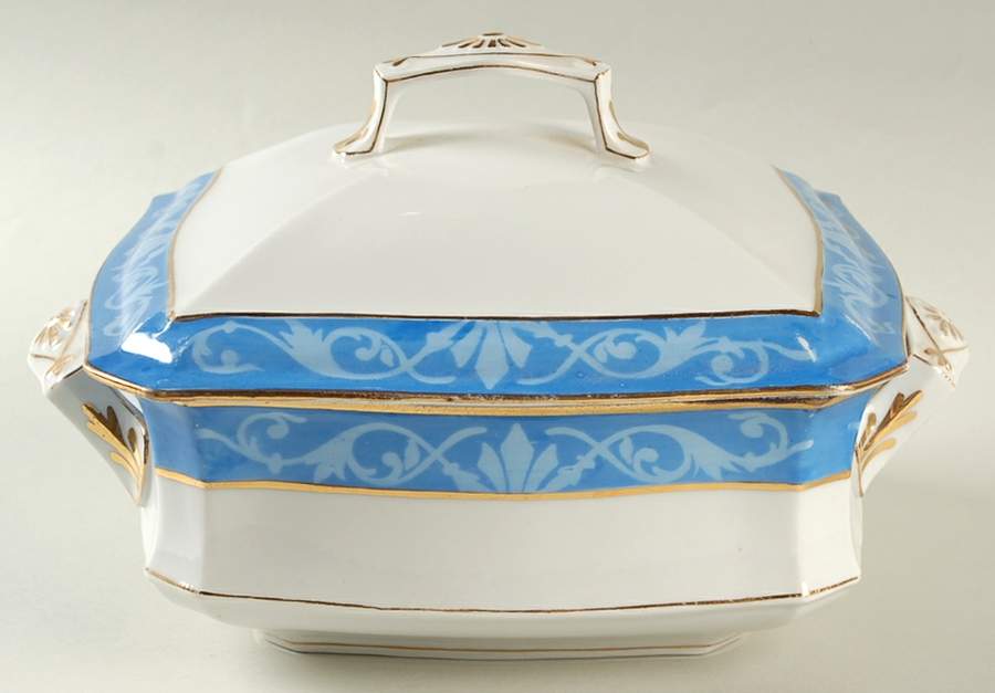 HQC1 Square Covered Vegetable by Hinrichs & Co-1