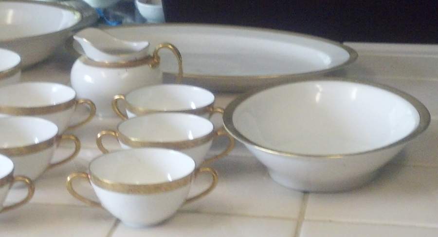 HUT2341 Saucer for Cream Soup Bowl by Hutschenreuther-1