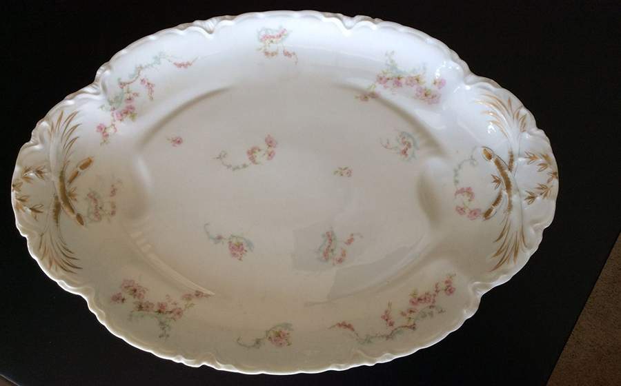 Schleiger 63-9 17" Oval Serving Platter by Haviland-1