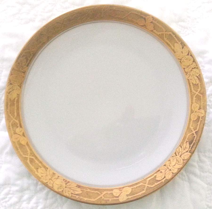 HUT2208 Bread & Butter Plate by Hutschenreuther-1