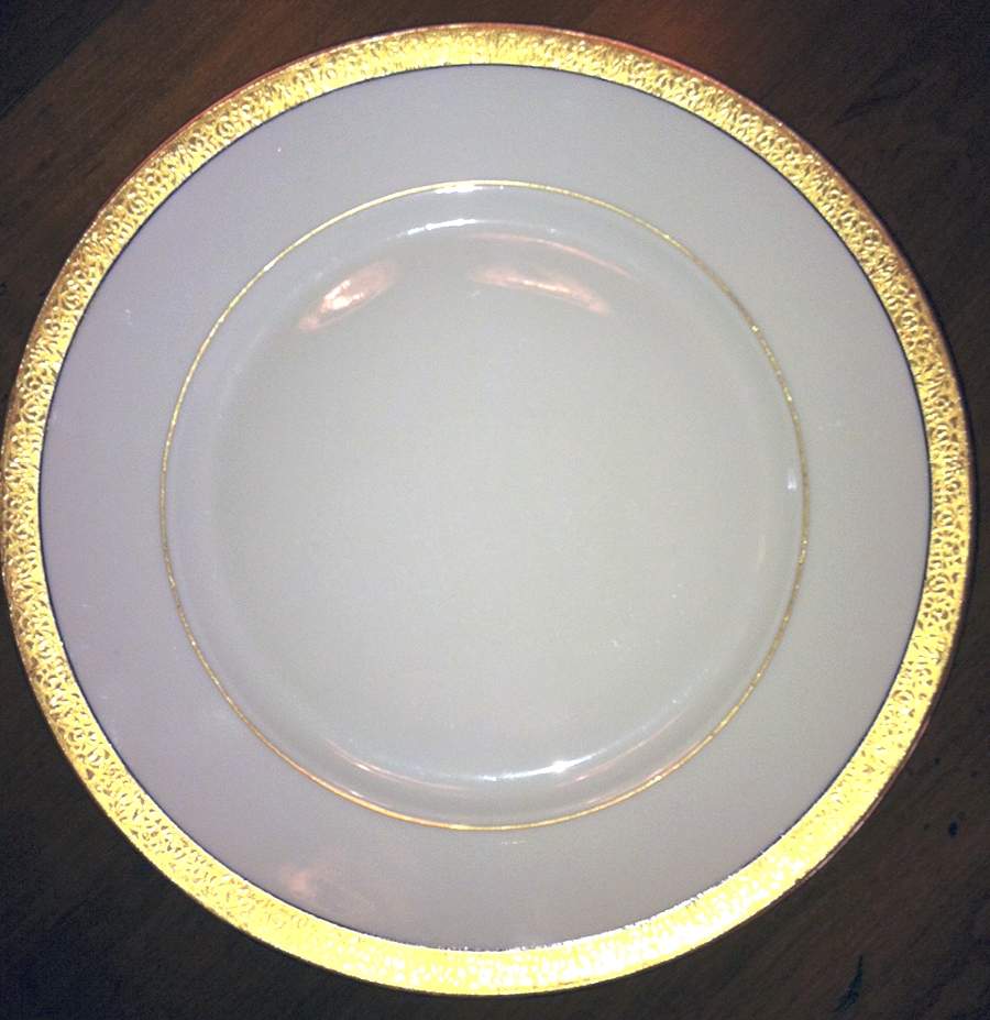 HUT2355 Dinner Plate by Hutschenreuther-1