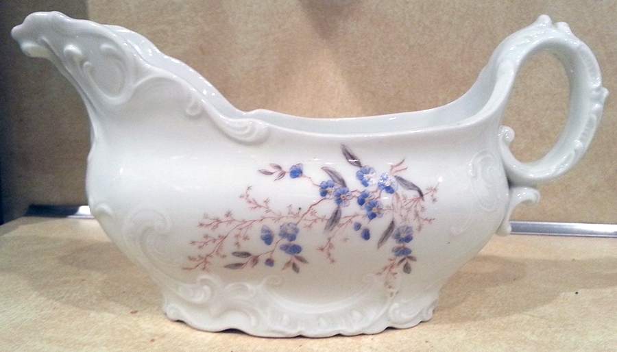 600 Gravy Boat by Hinrichs & Co-1