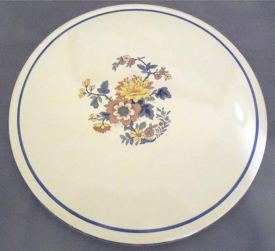 HLC4057 Cake Plate by Homer Laughlin -1