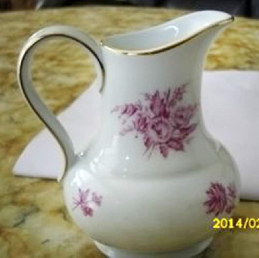 9710 Creamer by Hutschenreuther-1