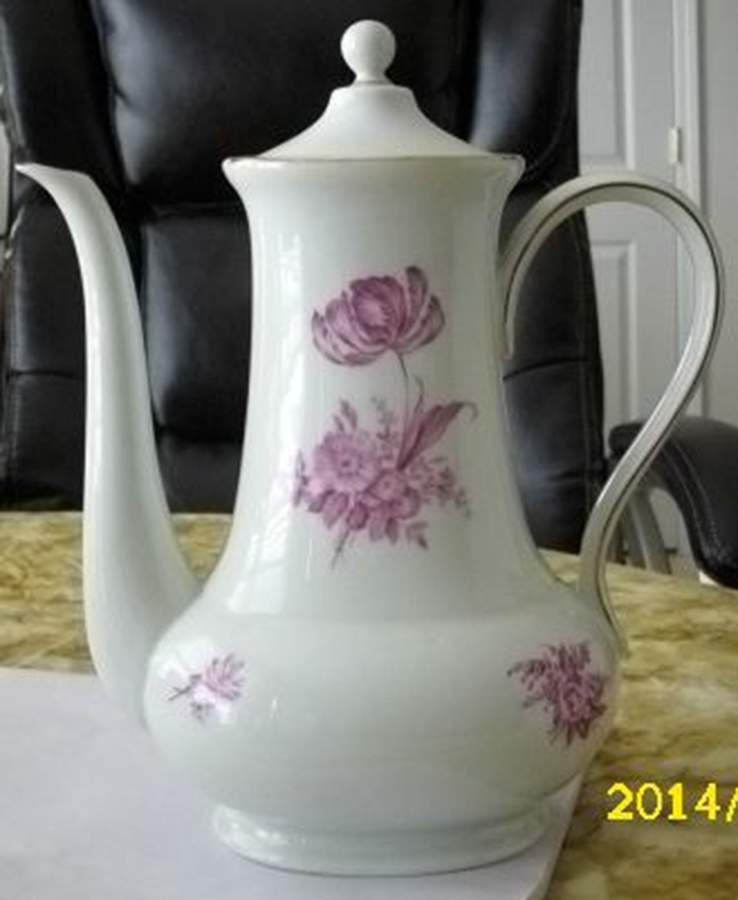 9710 Coffee Pot & Lid by Hutschenreuther-1