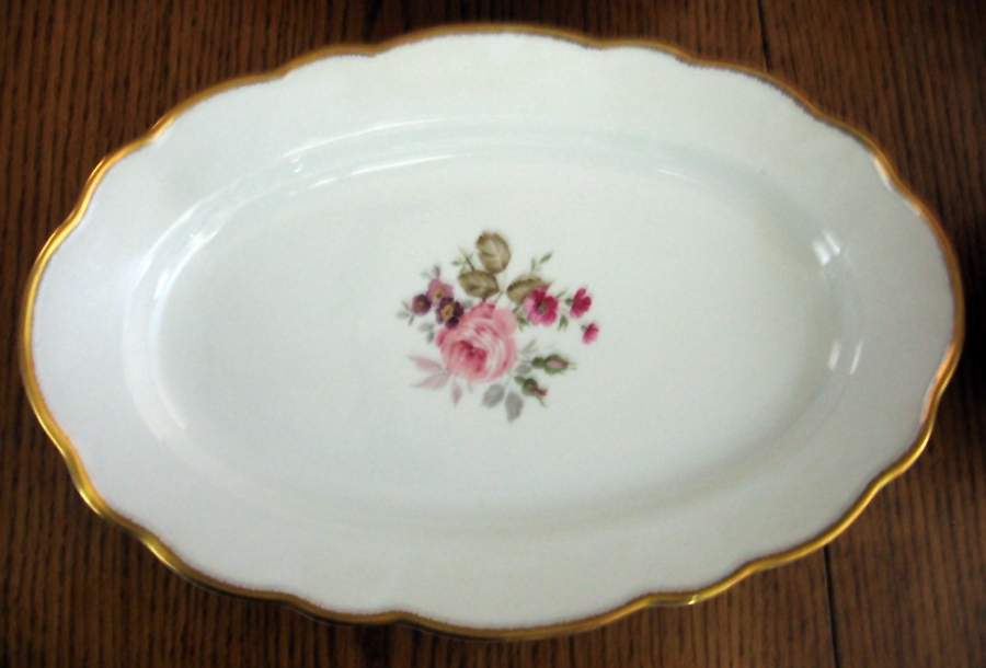 31384 11" Oval Serving Platter by Hutschenreuther-1
