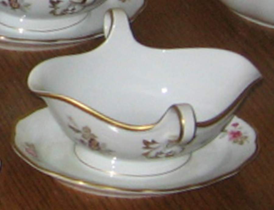 31384 Gravy Boat with Attached Underplate by Hutschenreuther-1