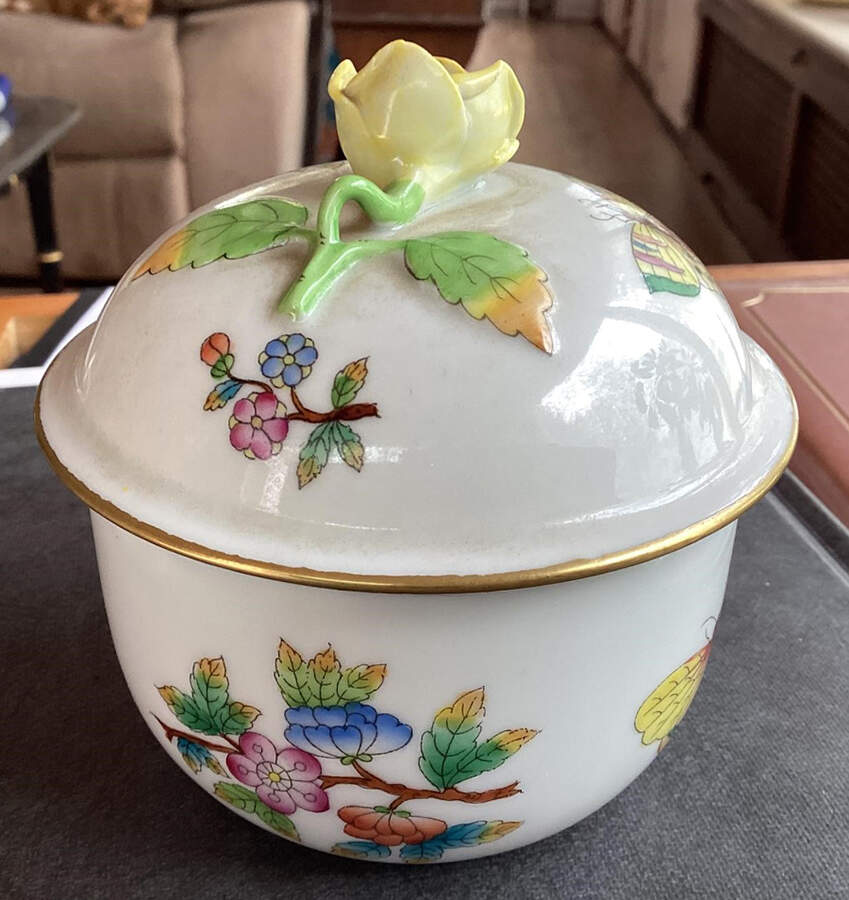 V Sugar Bowl & Lid by Herend-1