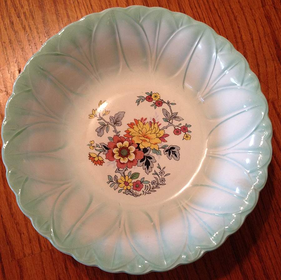 HLC4086 9" Round Vegetable Bowl by Homer Laughlin -1