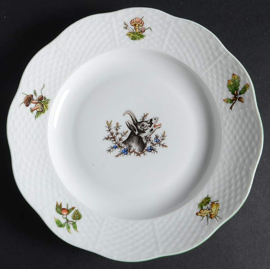 Chasse Tetes Dessert/Pie Plate by Herend-1