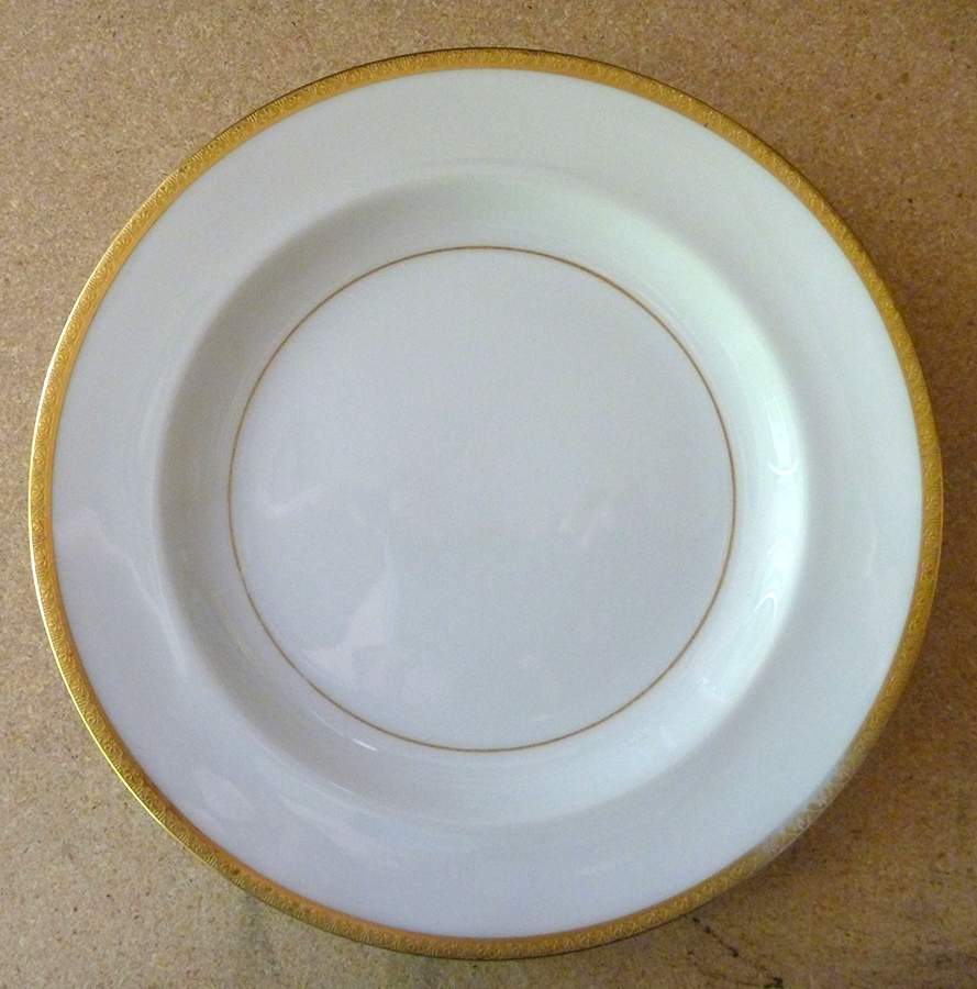 H4913 Dinner Plate by Haviland-1