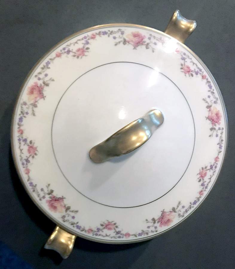 Schleiger 927-3 Round Covered Vegetable by Haviland-1