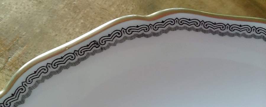 HUT3324 Saucer by Hutschenreuther-1