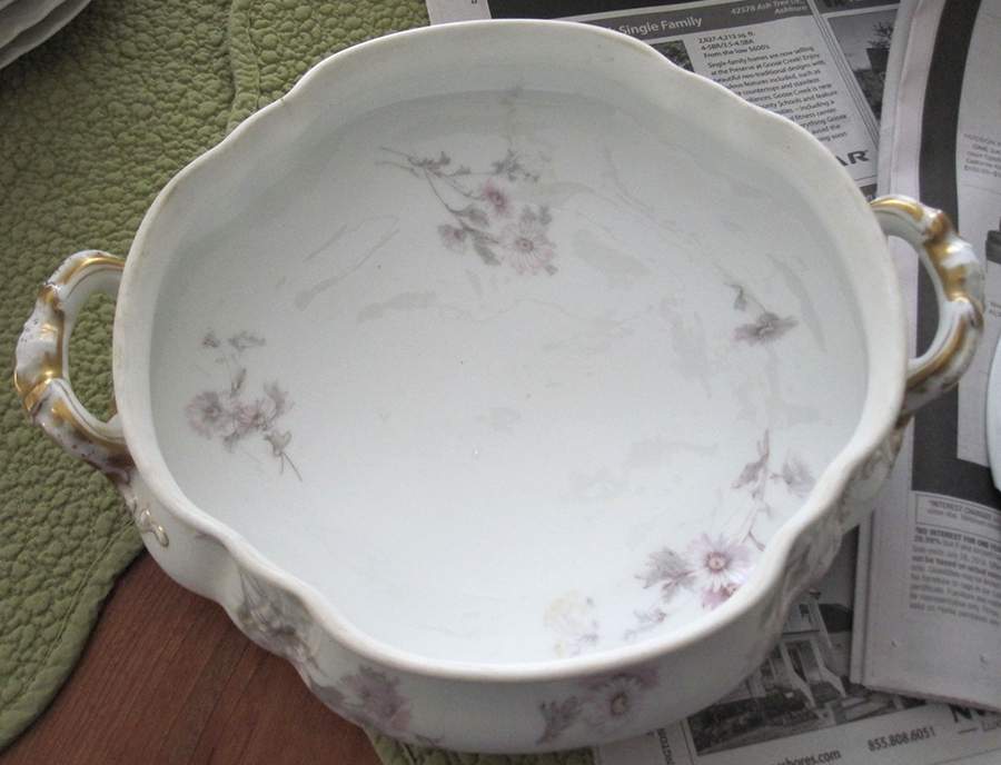 Schleiger 237-5 Round Vegetable No Lid by Haviland-1