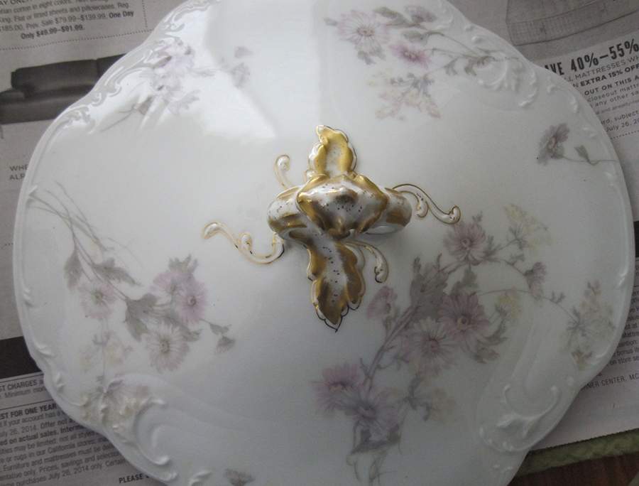 Schleiger 237-5 Lid for Round Vegetable by Haviland-1