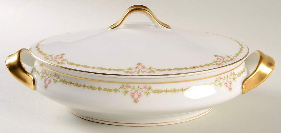 H4322 Oval Covered Vegetable by Haviland-1