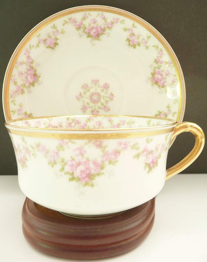 H4924 Flat Cup & Saucer Set by Haviland-1