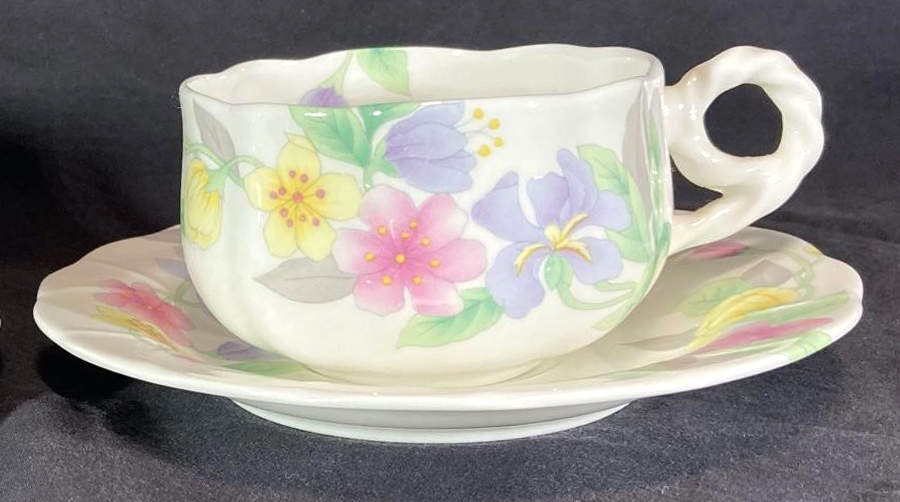 HNK29 Flat Cup & Saucer Set by Hankook-1