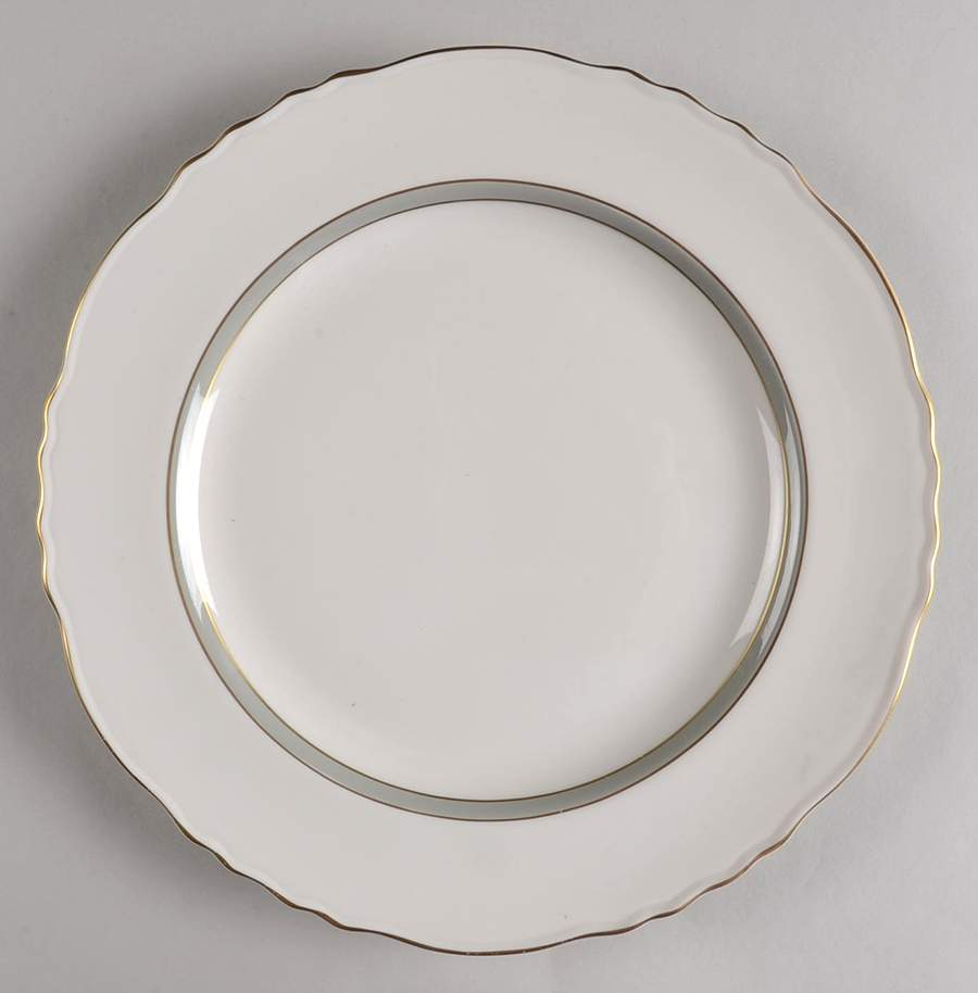 H4933 Dinner Plate by Haviland-1