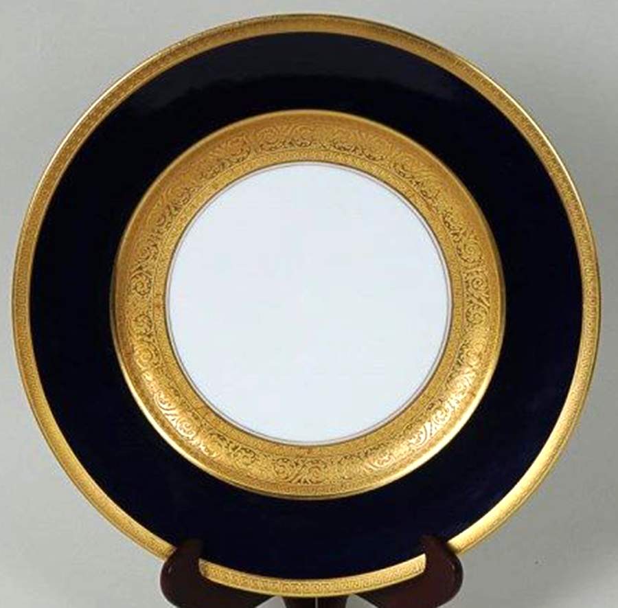 HUT2397 Dinner Plate by Hutschenreuther-1