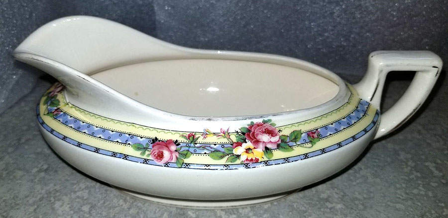 HLC4122 Gravy Boat by Homer Laughlin -1