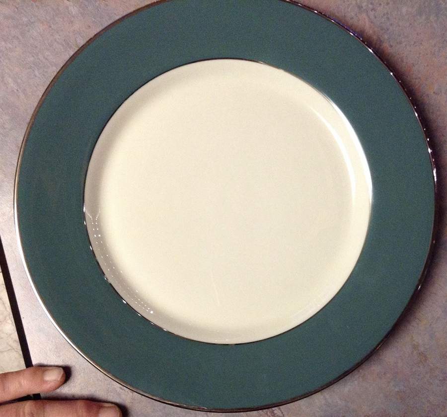 Emerald Green Dinner Plate by Hope Chest-1