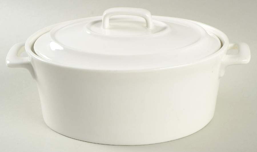 BH21 7" Oval Baker with Lid by Blue Harbor-1