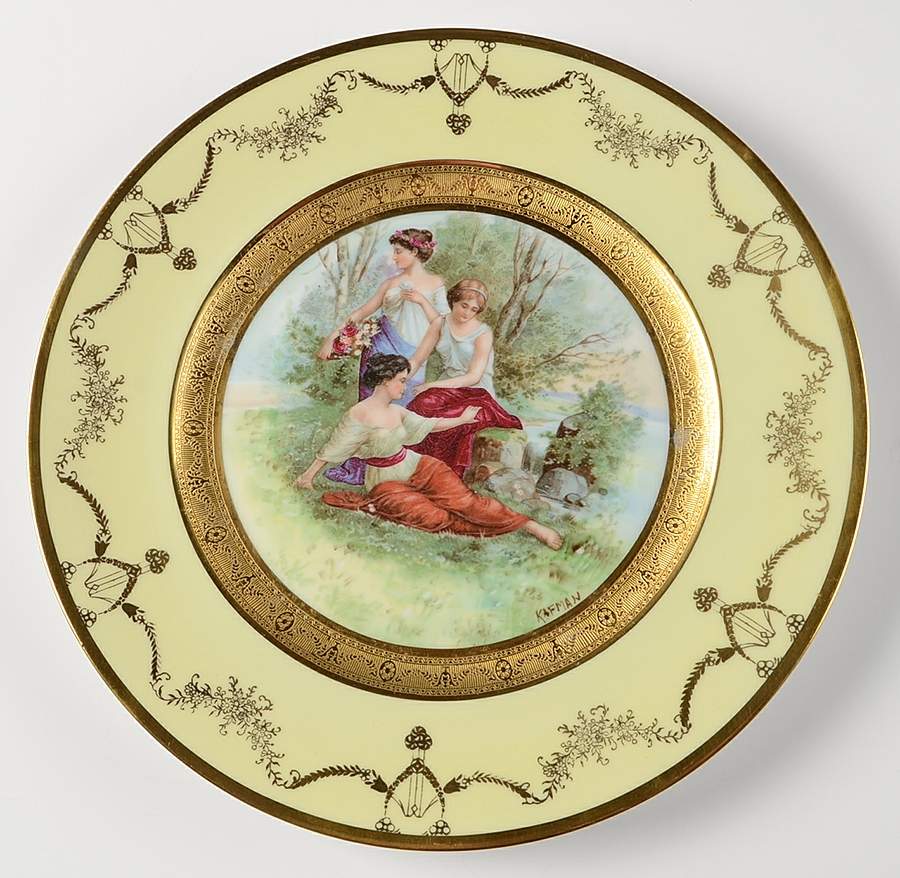 HUT3330 Dinner Plate by Hutschenreuther-1