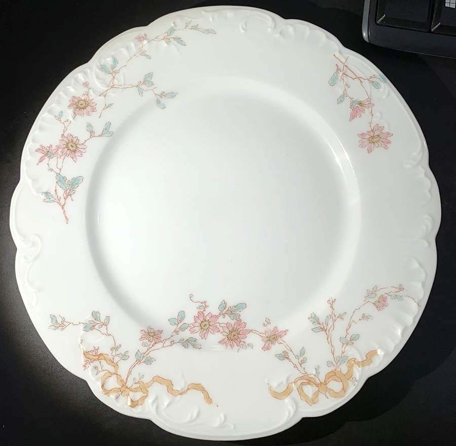 Schleiger 672-8 Dinner Plate by Haviland-1