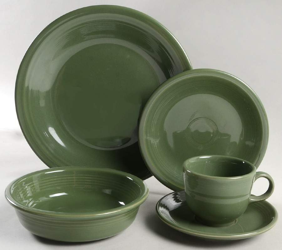 Fiesta Sage Green (Intro 2015) 5 Piece Place Setting by Homer Laughlin -1