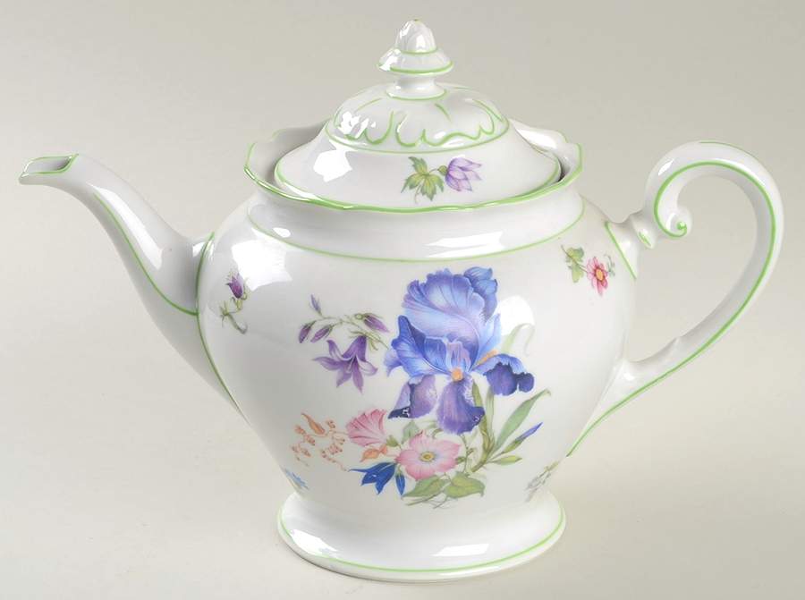 5873 Green Trim Teapot & Lid by Hutschenreuther-1