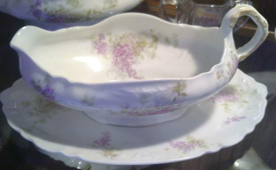 Schleiger 332-8 Gravy Boat & Underplate by Haviland-1