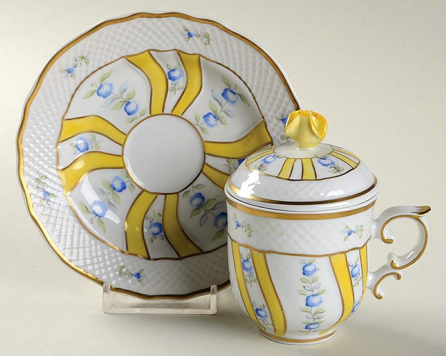 Savaria Yellow 3-Piece Pot de Creme with Underplate by Hollohaza-1