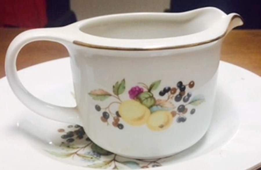 HEP113 Creamer by Graf Von Henneberg-1