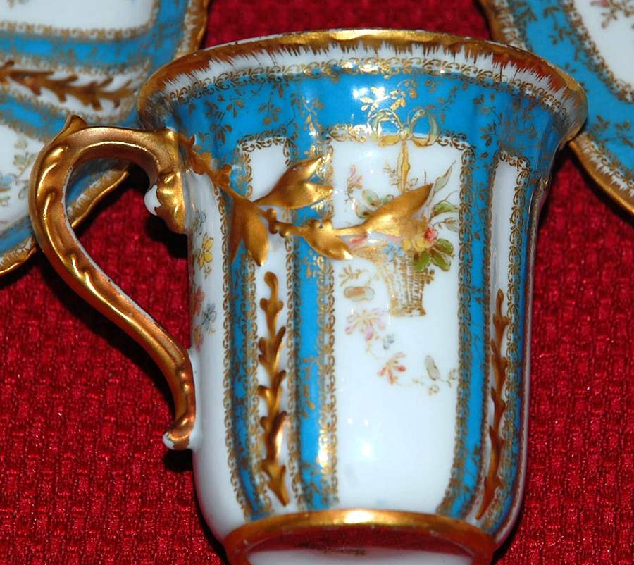 H4735 Chocolate Cup by Haviland-1