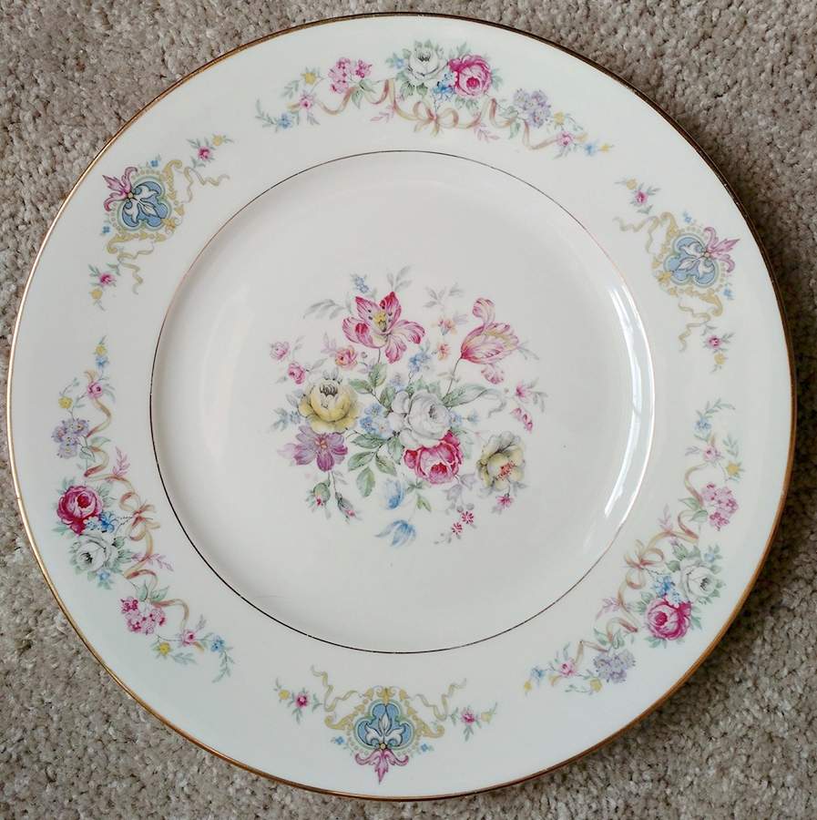 HCZ217 Dinner Plate by Haas-Czjzek Coronado-1