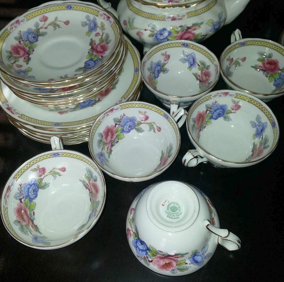 E293 Footed Cup & Saucer Set by Hammersley-1
