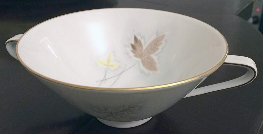 HUT3346 Footed Cream Soup Bowl by Hutschenreuther-1