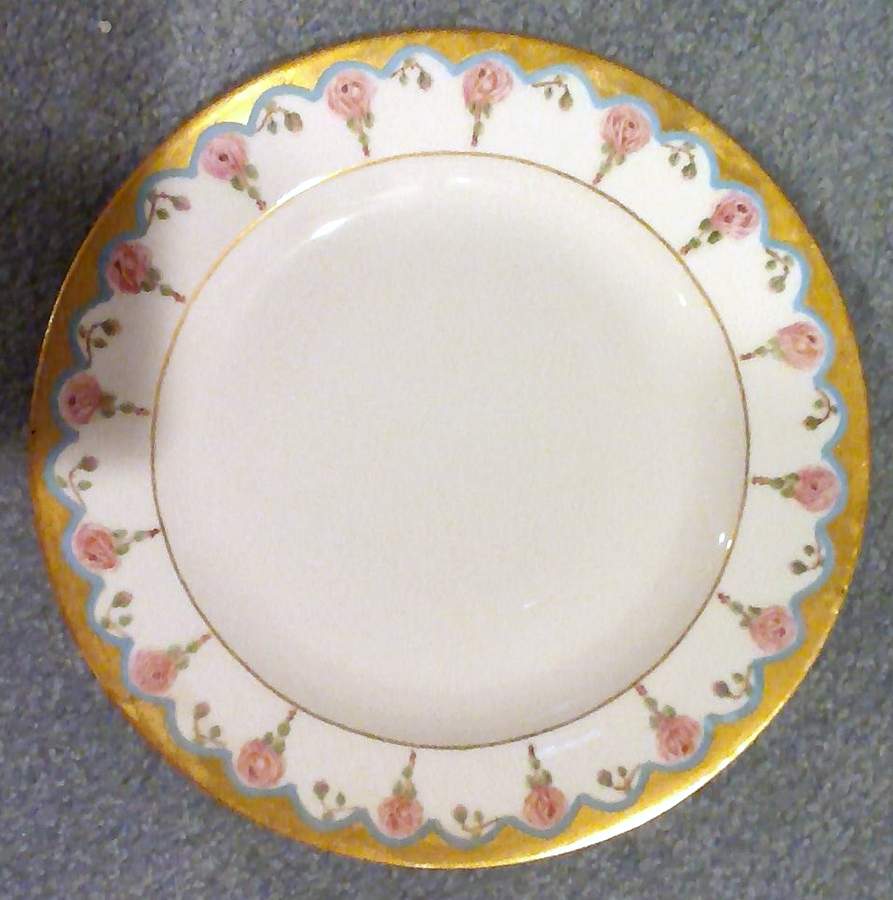 HUT2435 Dinner Plate by Hutschenreuther-1