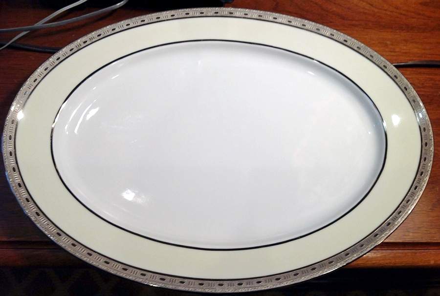 HC1433 Dinner Plate by Heinrich - H&C-1