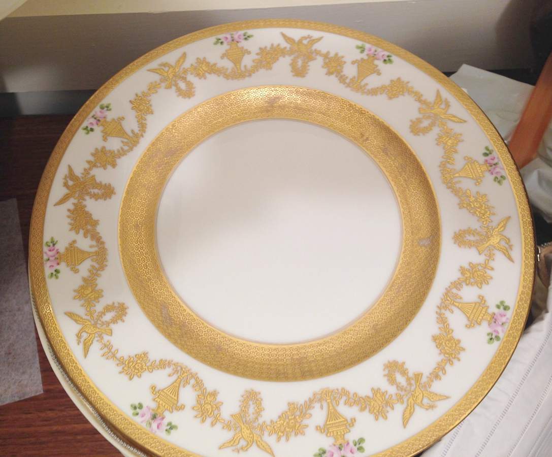 HUT3031 Dinner Plate by Hutschenreuther-1