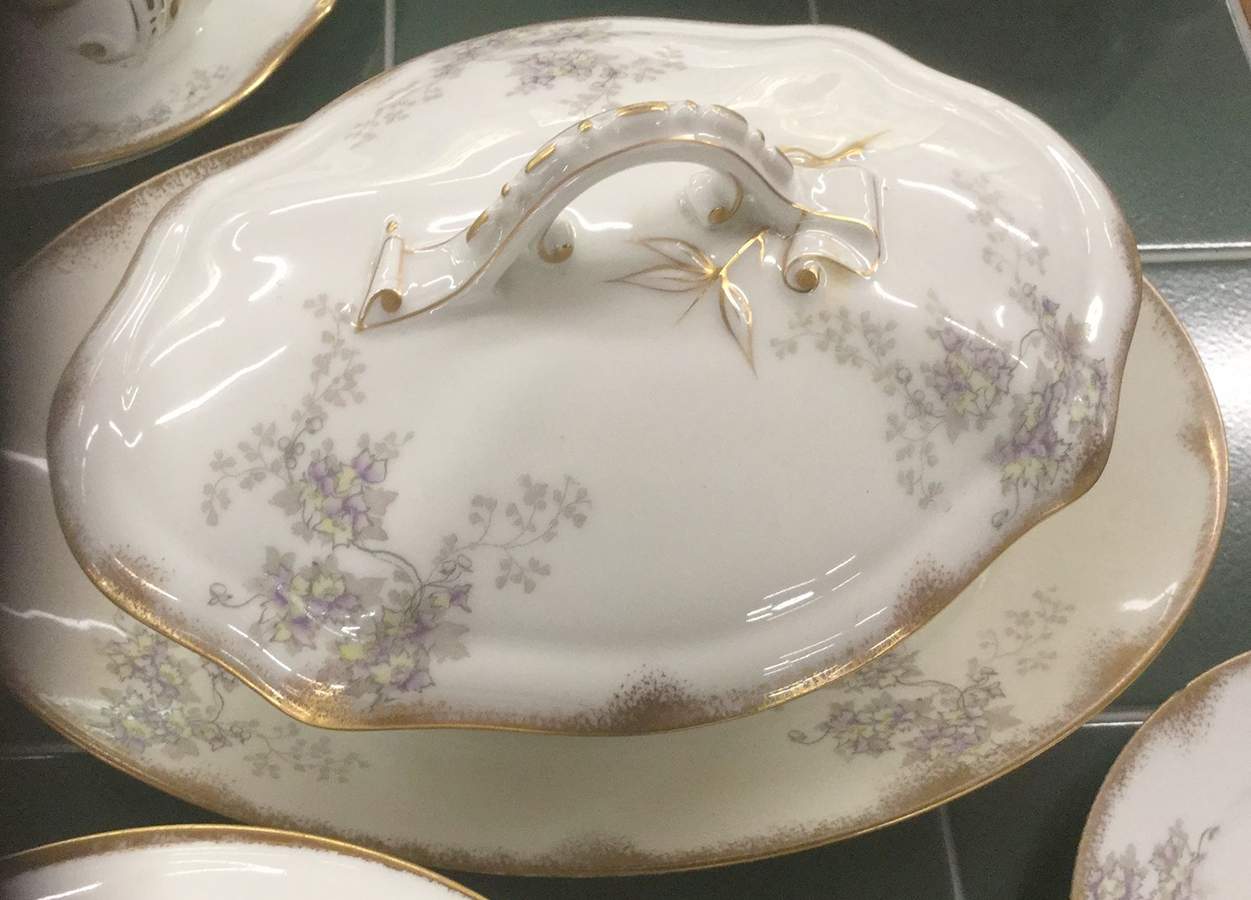 HJF3 Gravy Boat w/Attached Underplate & Lid by HJ & Co (France)-1