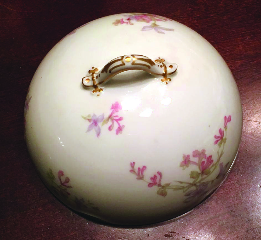 Sch36-3 Lid for Round Butter by Haviland-1