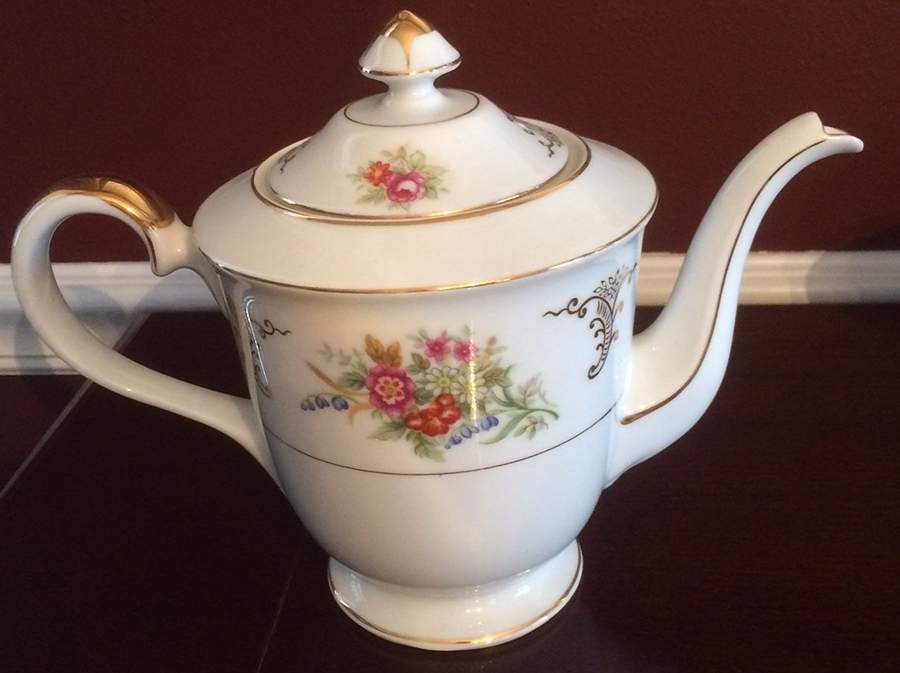 HIR96 Coffee Pot & Lid by Hira China-1