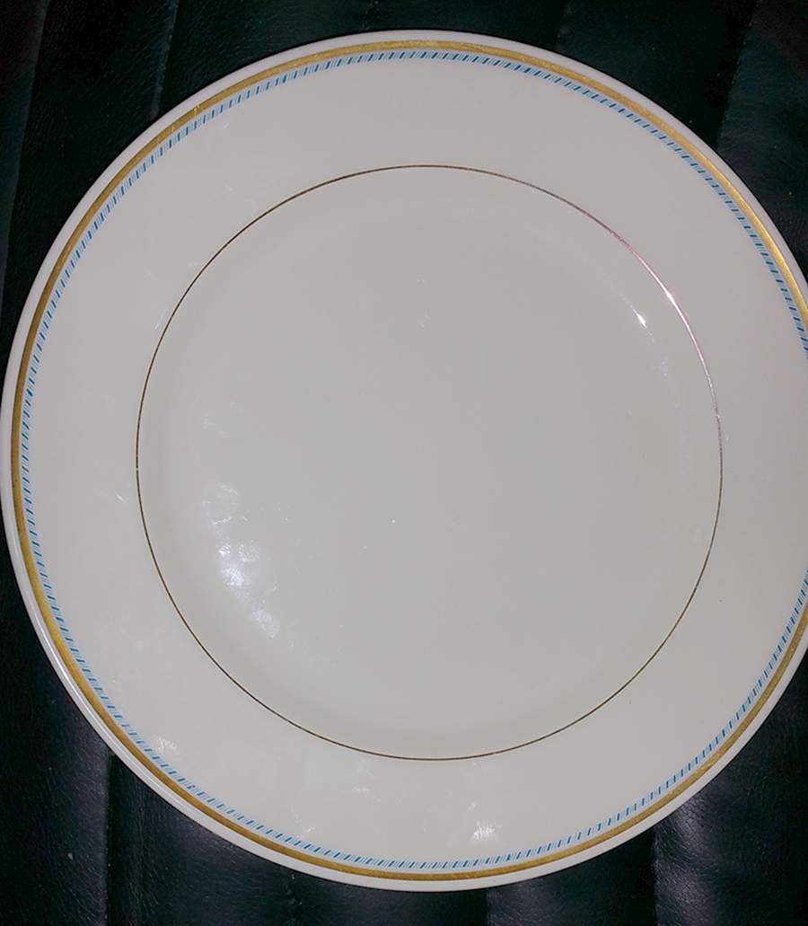 7505 Dinner Plate by Hutschenreuther-1