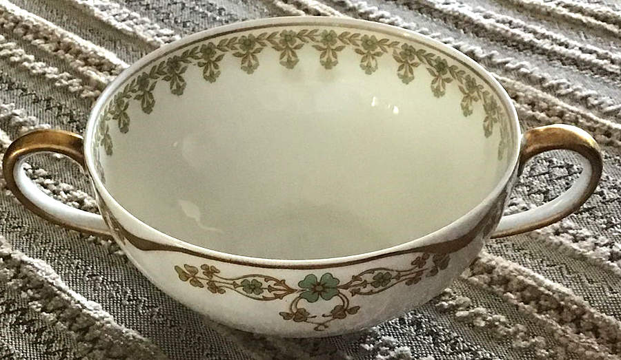H5026 Flat Cream Soup Bowl by Haviland-1
