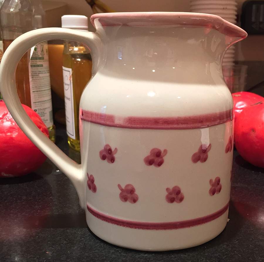 HRT23 32 Oz Pitcher by Hartstone-1