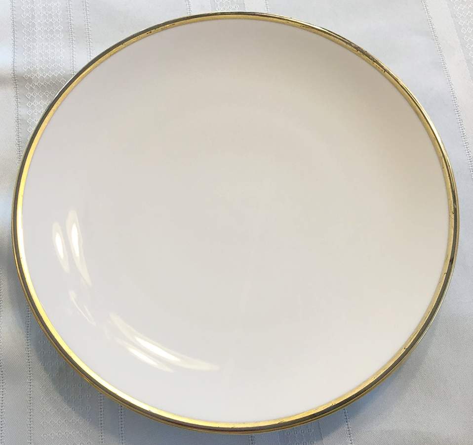 HUT2454 Dinner Plate by Hutschenreuther-1