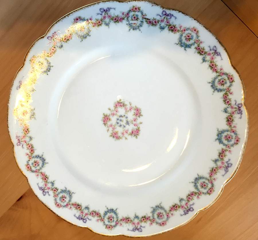 Schleiger330-4 Dinner Plate by Haviland-1