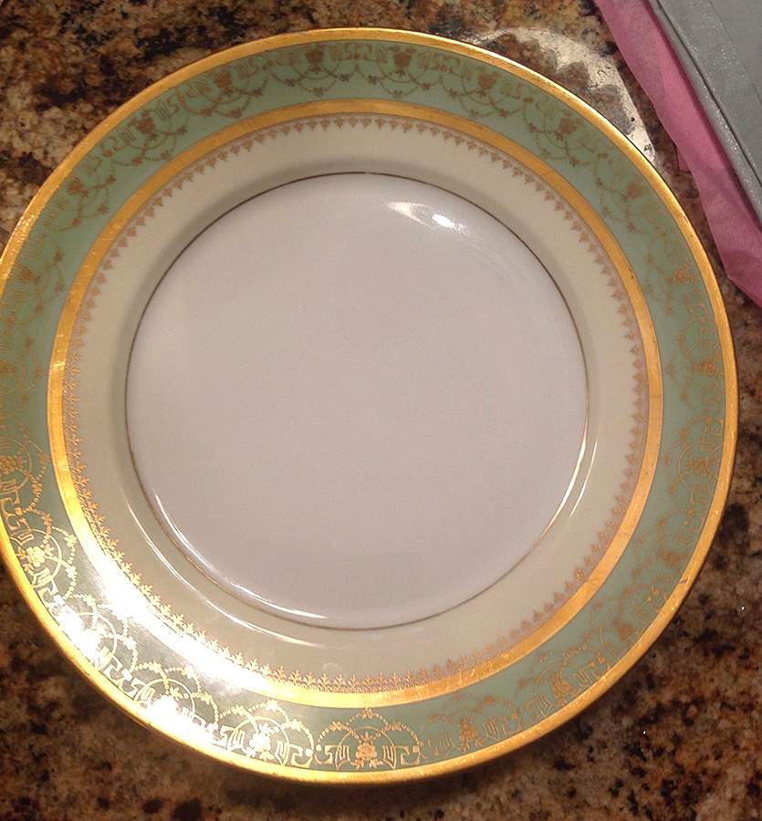 HUT2459 Dinner Plate by Hutschenreuther-1